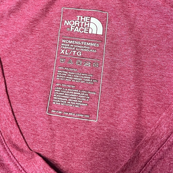 The North Face Women's Reaxion Amp V-Neck T-Shirt x TWO - Picture 13 of 13
